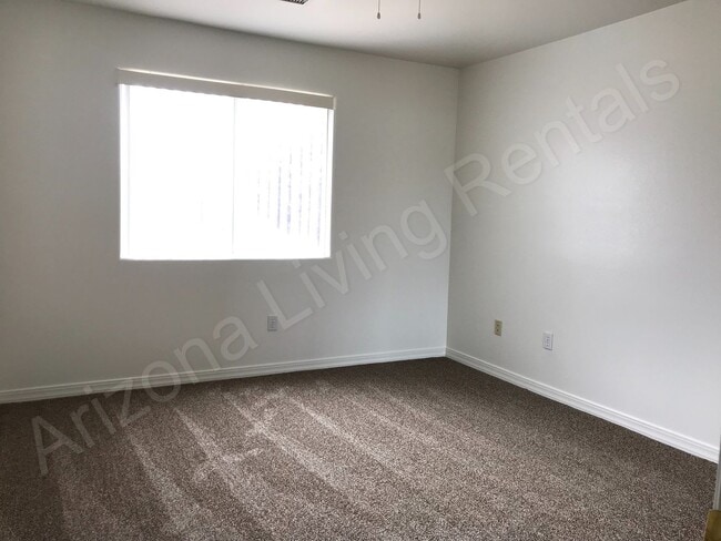 Building Photo - PERFECT CUL-DE-SAC HOME