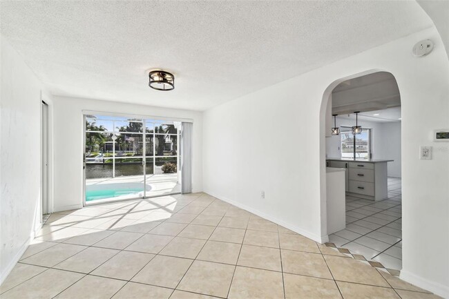 Building Photo - 3248 Rock Valley Dr