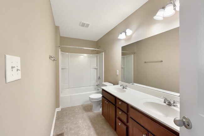 Building Photo - 643 Bracknell Dr