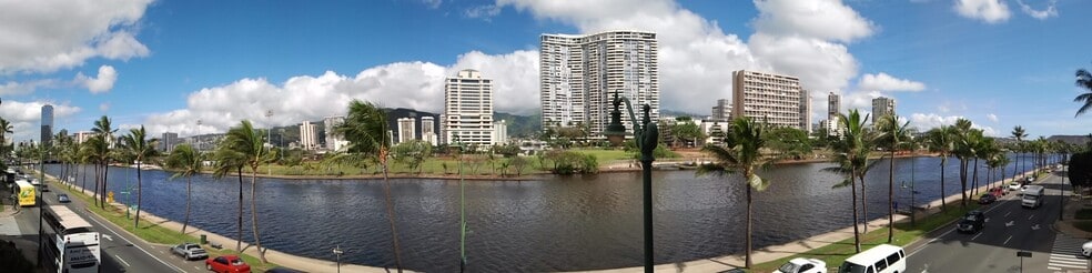 Building Photo - 2015 Ala Wai Blvd