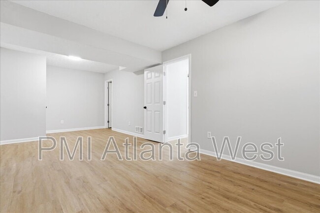 Building Photo - 5876 Old Wellborn Trce