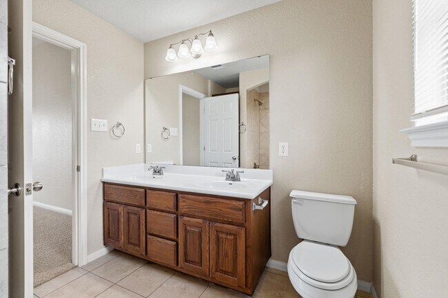 Building Photo - 113 Gregory Cove