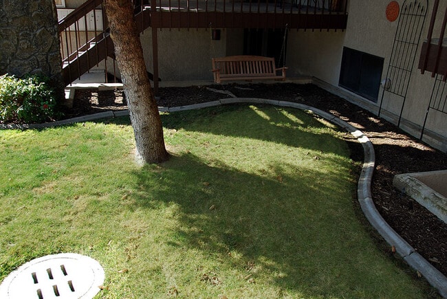Building Photo - 168 S Coeur d'Alene St