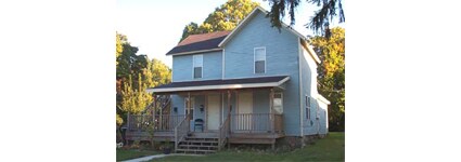 Building Photo - 430 E Clinton St