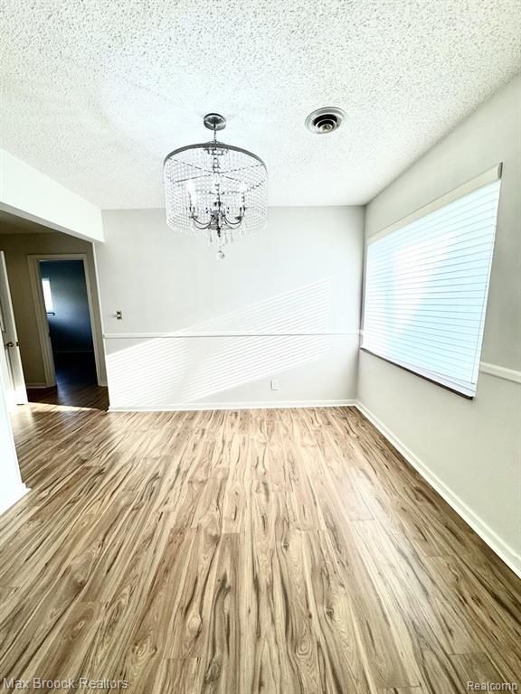 Building Photo - 158 Marlborough Dr