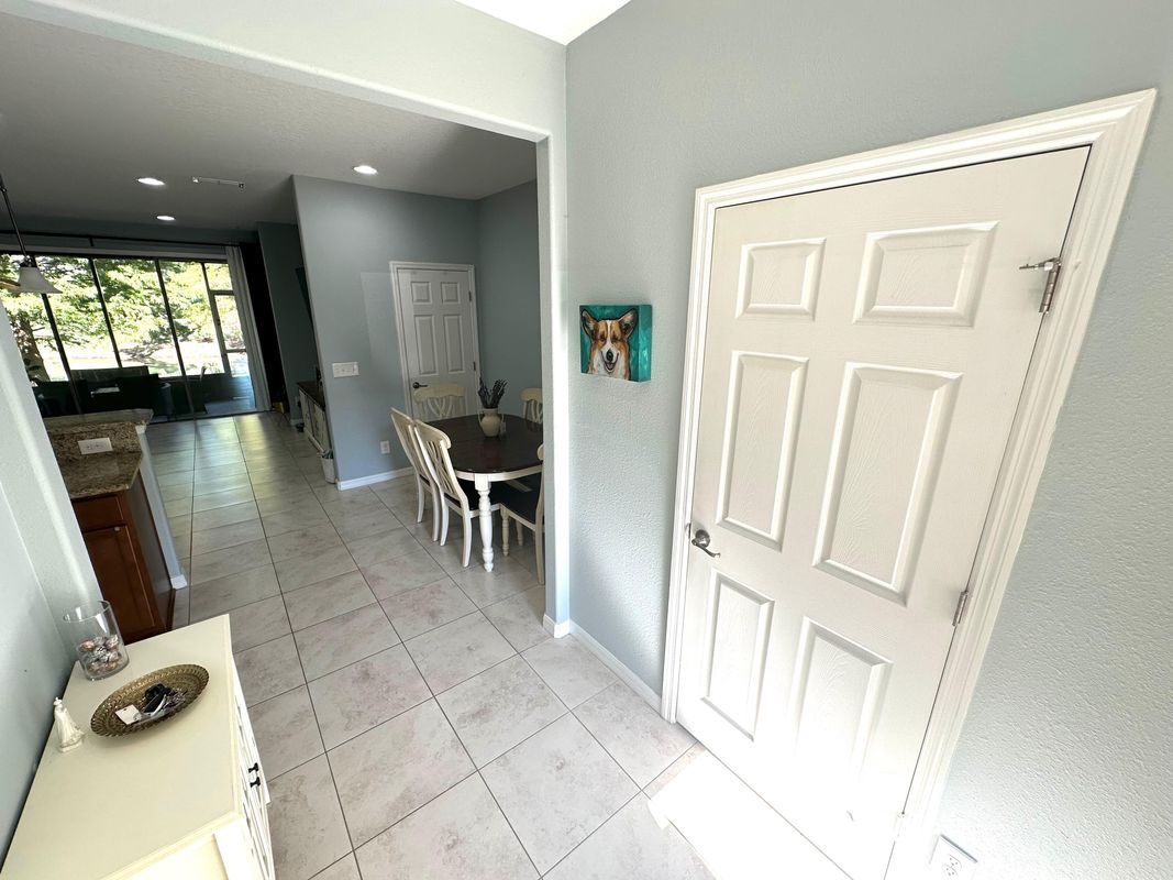 Building Photo - 7041 Beauhaven Ct