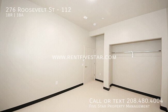 Building Photo - 276 Roosevelt St