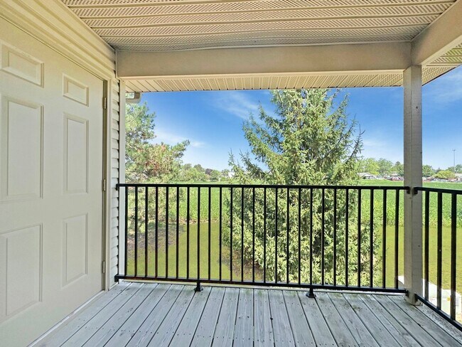 Building Photo - Minutes from Adrian College************** Massive 2 Bedroom 2 Bath*****************Rent $1,150/month