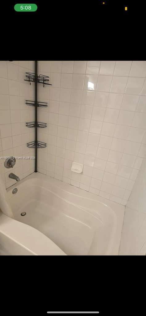 Building Photo - 2200 E Preserve Way