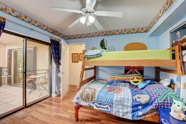 Building Photo - 8279 Severn Dr