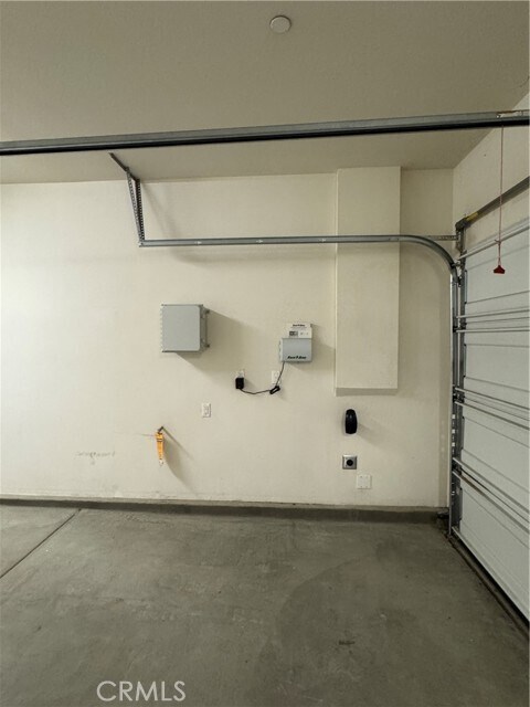 Building Photo - 7006 Avignon Dr