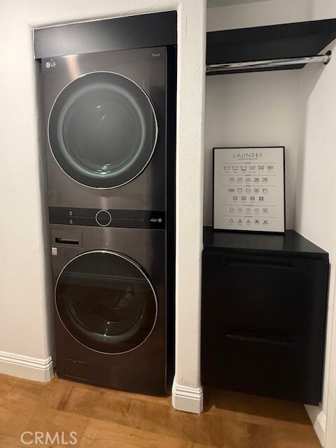 Building Photo - 12011 Goshen Ave