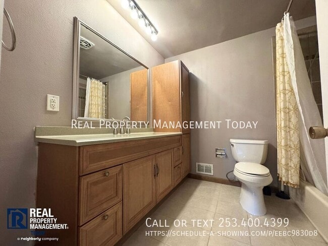 Building Photo - 1748 N Narrows Dr