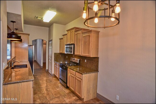 Building Photo - 14420 Misty Point Ct