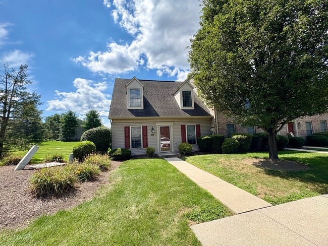 Building Photo - 2 Bedroom 2.5 Bathroom Townhome in Mechani...