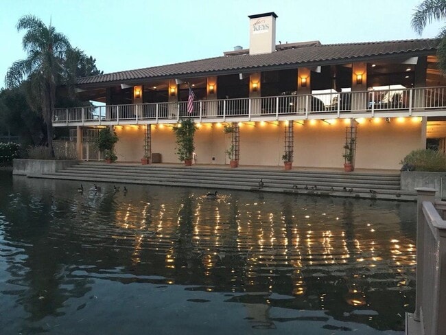 Building Photo - Two Bed and Two Bath Condo in The Keys in Walnut Creek-Close to Downtown!