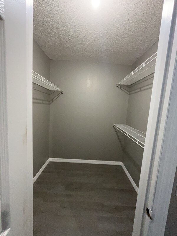 Building Photo - 240 Dalton Dr