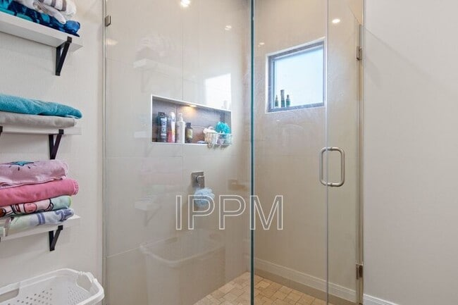 Building Photo - 30816 Muraya St