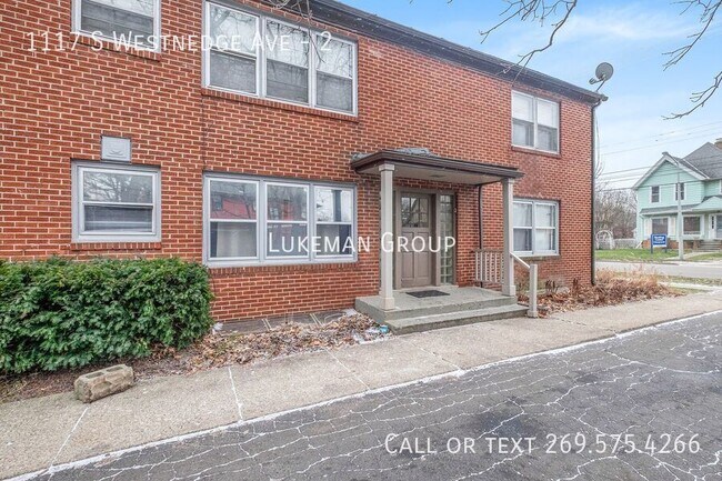 Building Photo - 1117 S Westnedge Ave