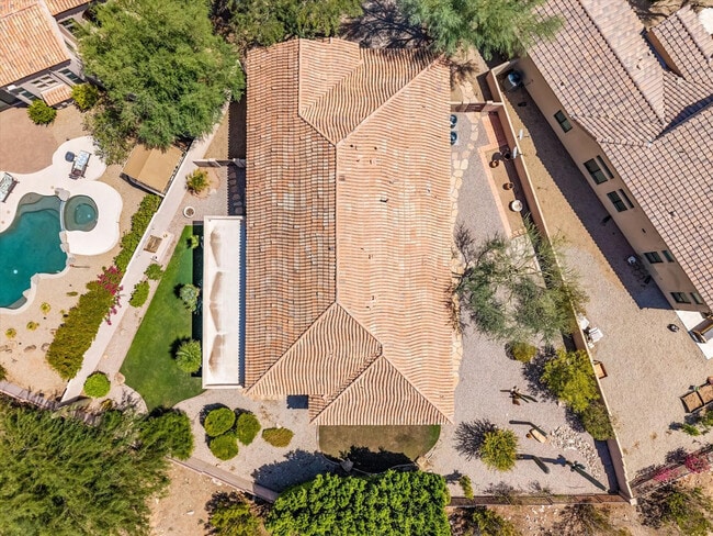 Building Photo - 13610 E Laurel Ln