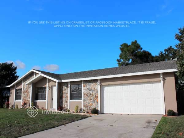 Building Photo - 8685 Brackenwood Dr