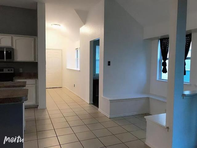 Building Photo - 9921 Tanglebrush Dr