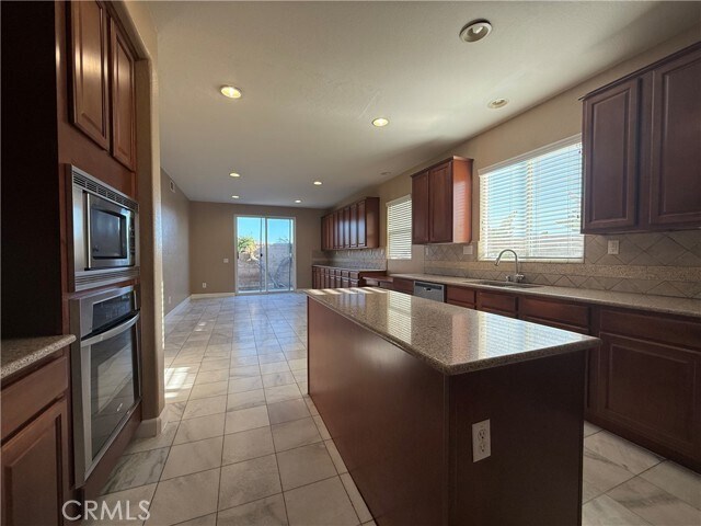 Building Photo - 2420 Lenai Cir