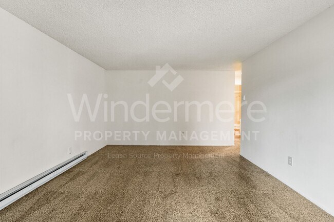 Building Photo - Beautiful and remodeled 1-Bedroom Apartment In Spokane Valley