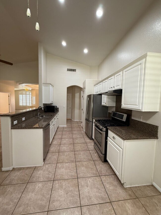 Building Photo - Gated Northshore Community Single Story Three Bedroom plus Den