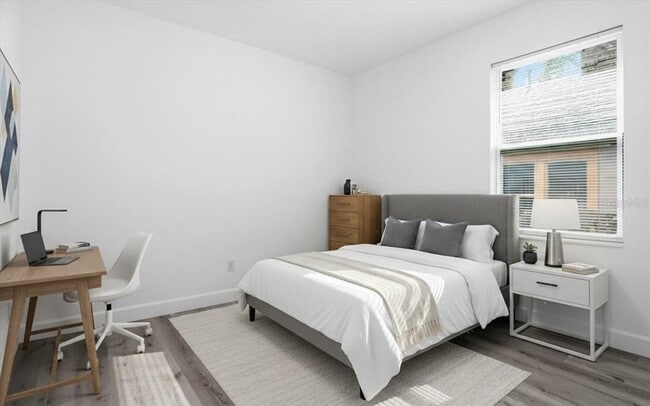 Building Photo - 1535 13th St S