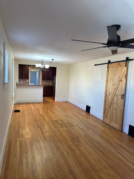 Building Photo - 3142 Quitman St