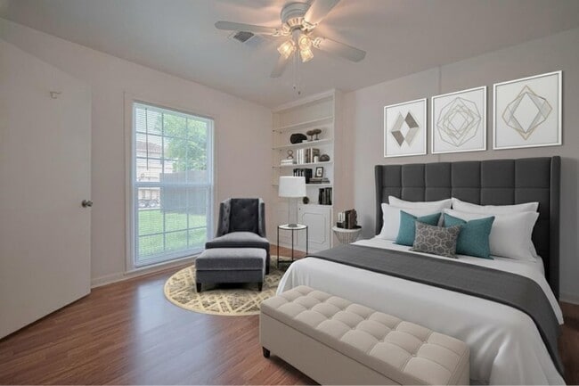 Building Photo - 5513 Fairdale Ln