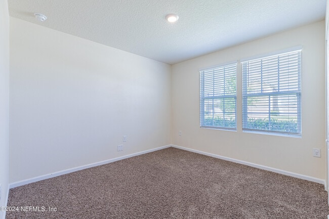 Building Photo - 3474 Cliffside Way