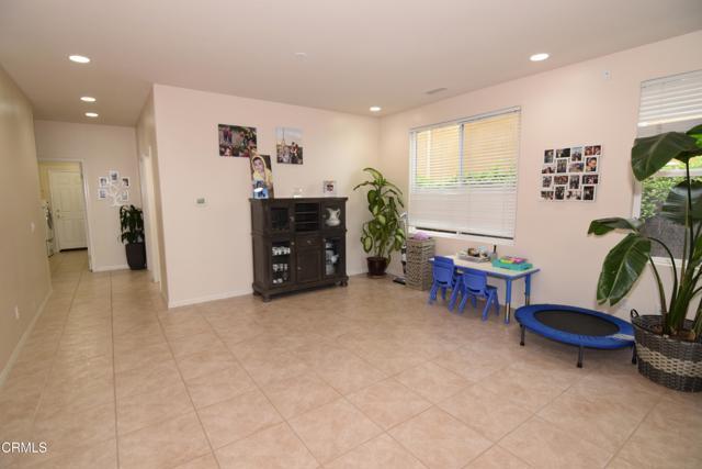 Building Photo - 28469 Horseshoe Cir
