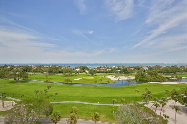 Building Photo - 775 Longboat Club Rd