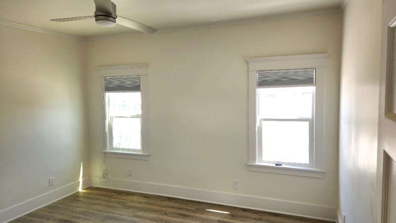 Building Photo - 3536 W 60th St