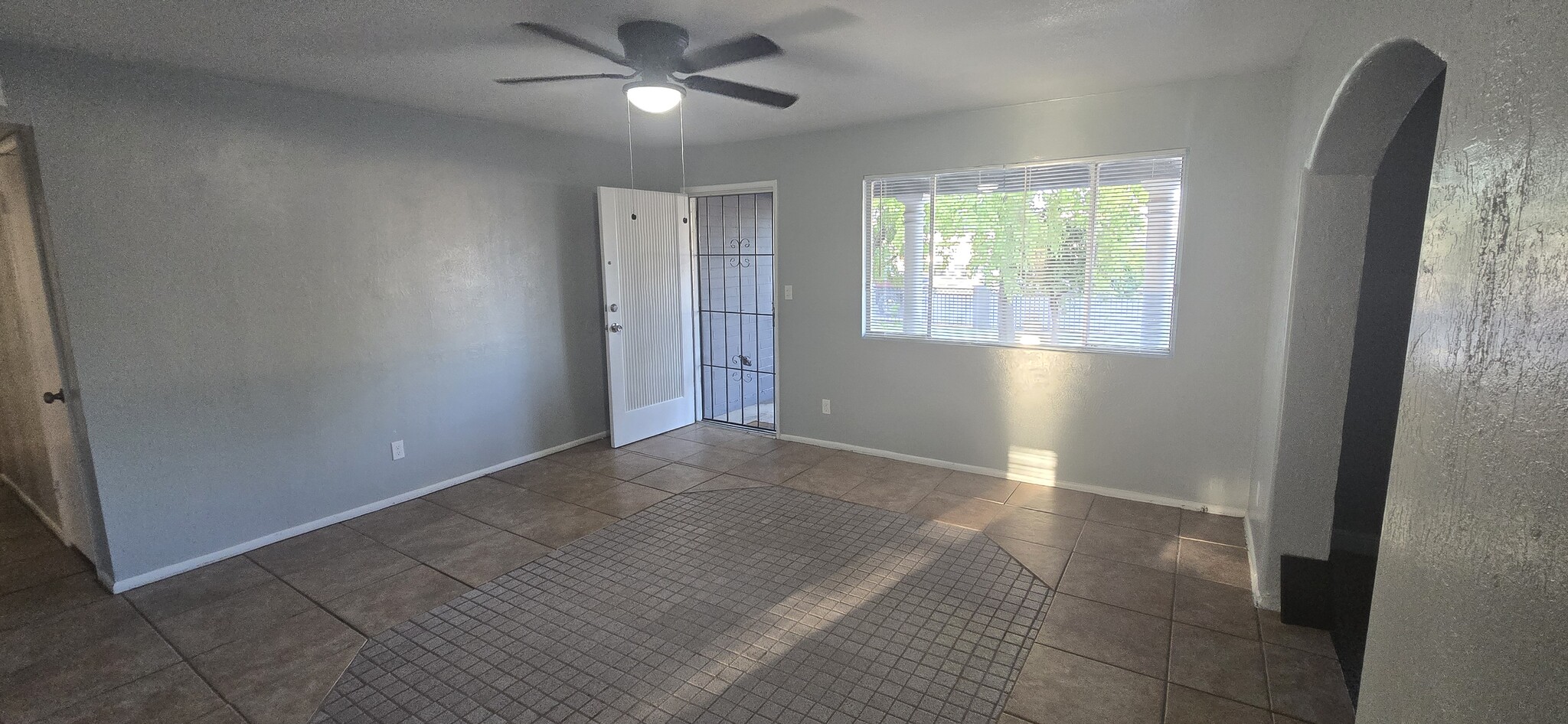 Building Photo - 506 N Hunt Dr