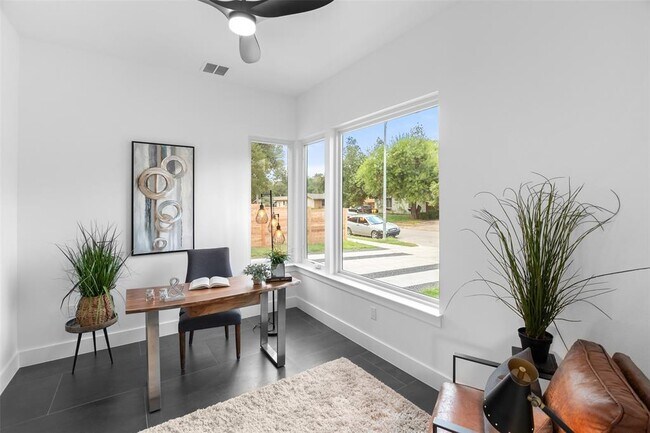 Building Photo - 6304 Middleham Pl