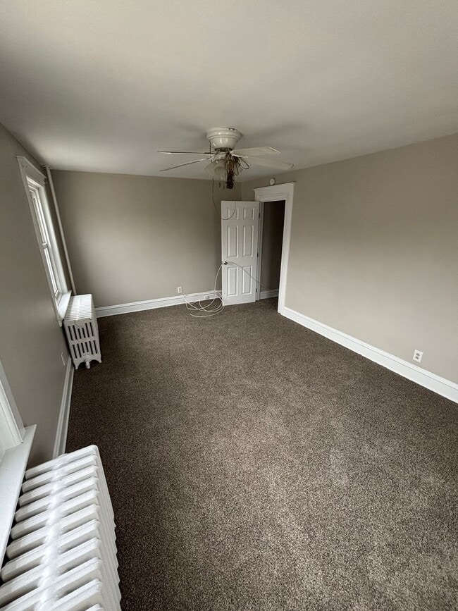 Building Photo - Charming 2-Bedroom Home with Bonus Room – ...