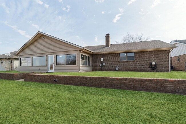 Building Photo - 11805 Ashford Dr