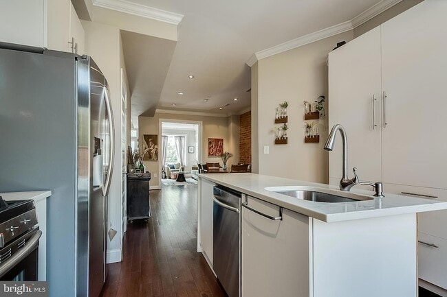 Building Photo - 2030 Flagler Pl NW