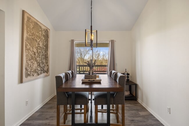 Building Photo - 12762 Ironstone Way