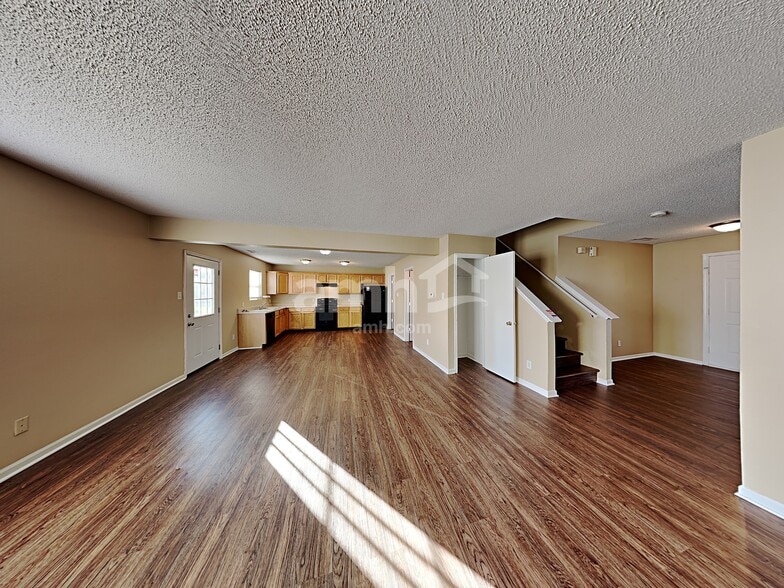 Building Photo - 8327 Wanda Lake Dr