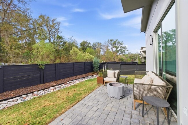 Building Photo - 2351 Lake Hall Rd