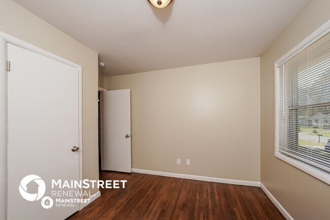 Building Photo - 9765 Virginianna Dr