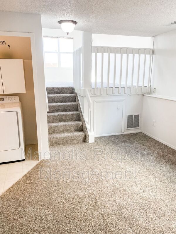 Building Photo - 4260 Ramblewood Dr