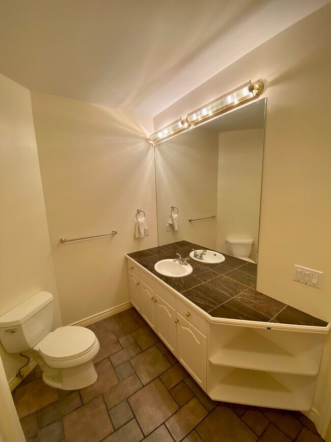 Building Photo - 8616 Blue Grouse Way