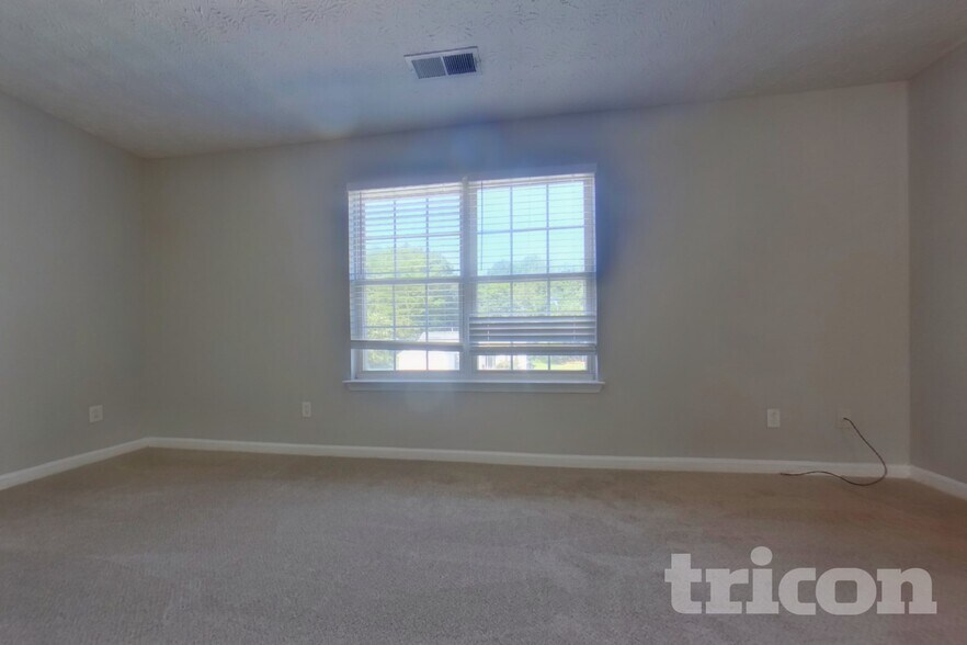 Building Photo - 5413 Wicklander Dr