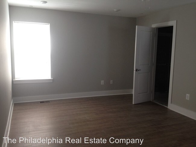 Building Photo - 502 Gerhard St