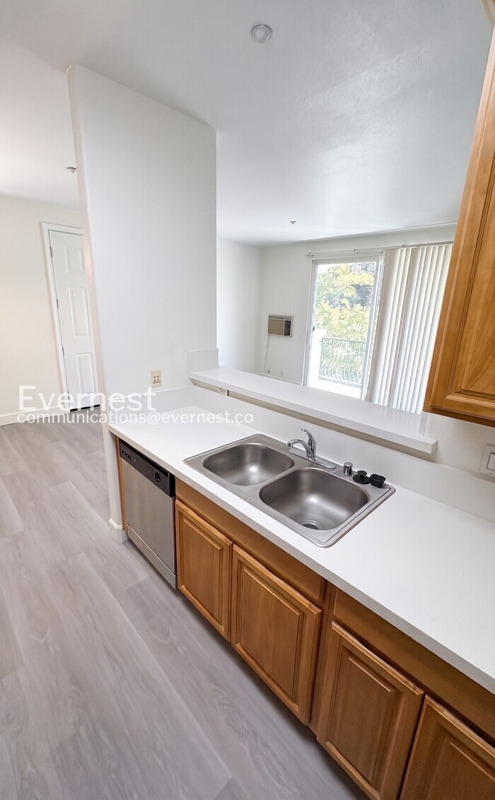 Building Photo - 35520 Monterra Terrace